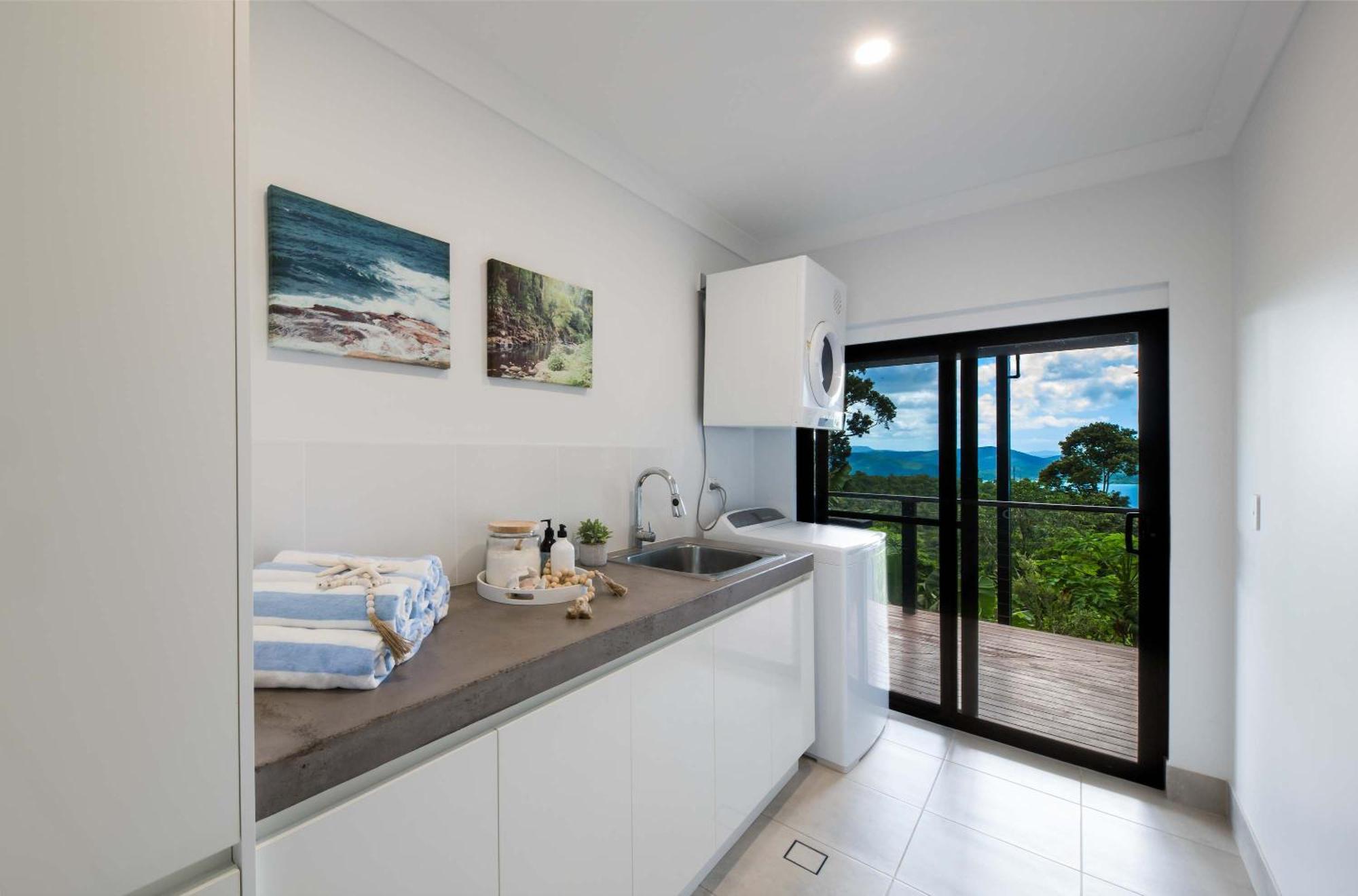 'Nine Islands' Airlie Beach Luxury Holiday Home With Ocean Views Zewnętrze zdjęcie