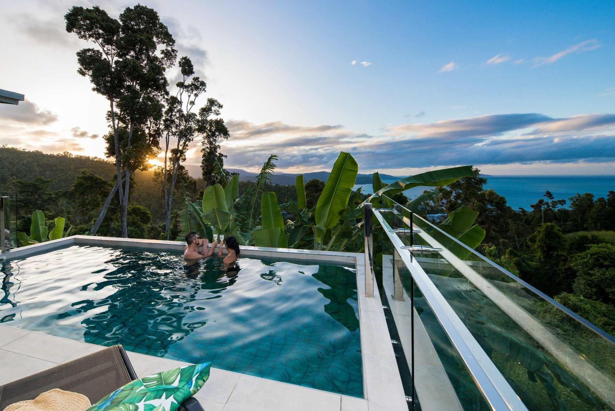 'Nine Islands' Airlie Beach Luxury Holiday Home With Ocean Views Zewnętrze zdjęcie